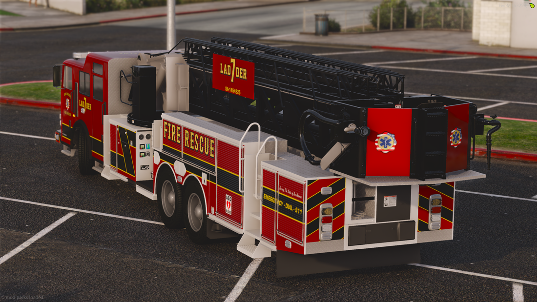 Lore mid-mount ladder firetruck