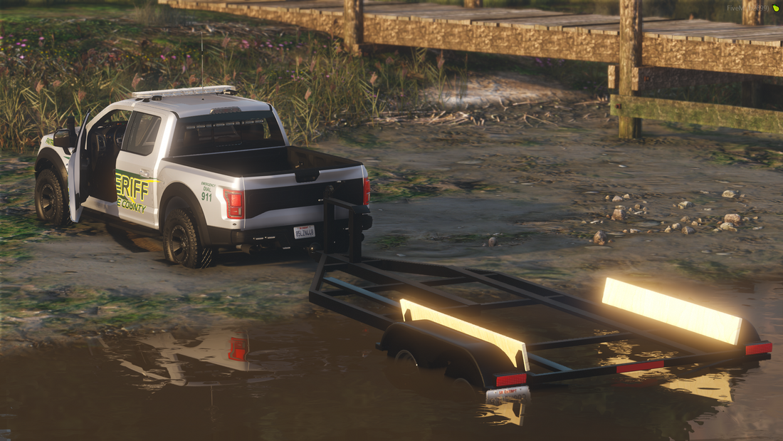 Generic Police Airboat (Trailer Included)