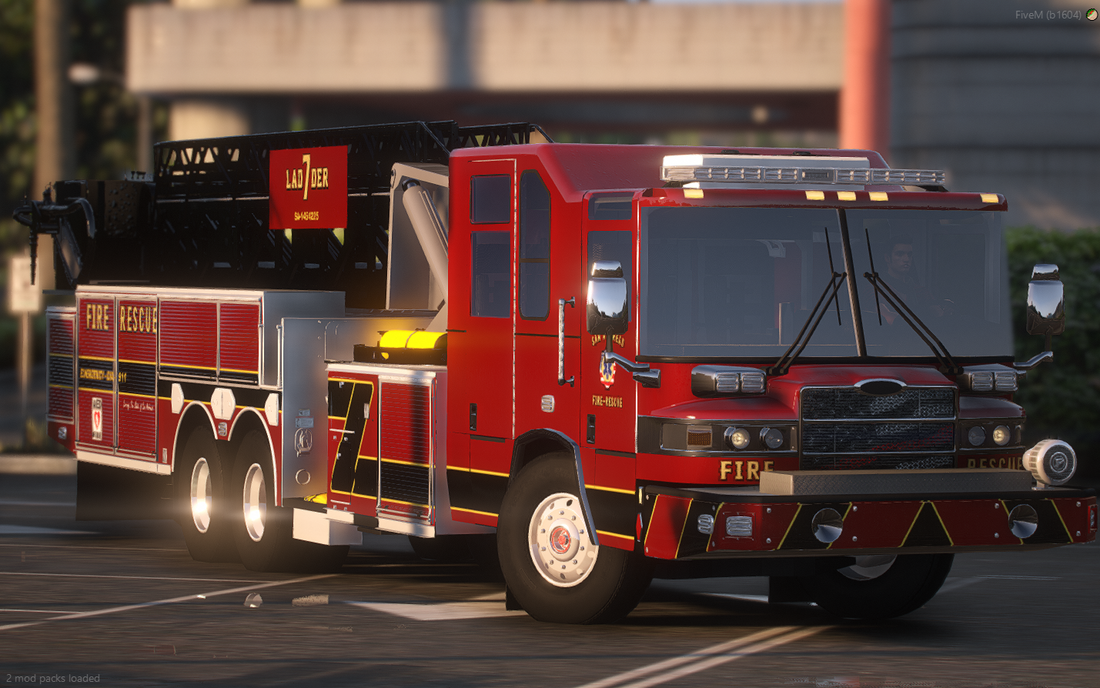 mid-mount ladder firetruck